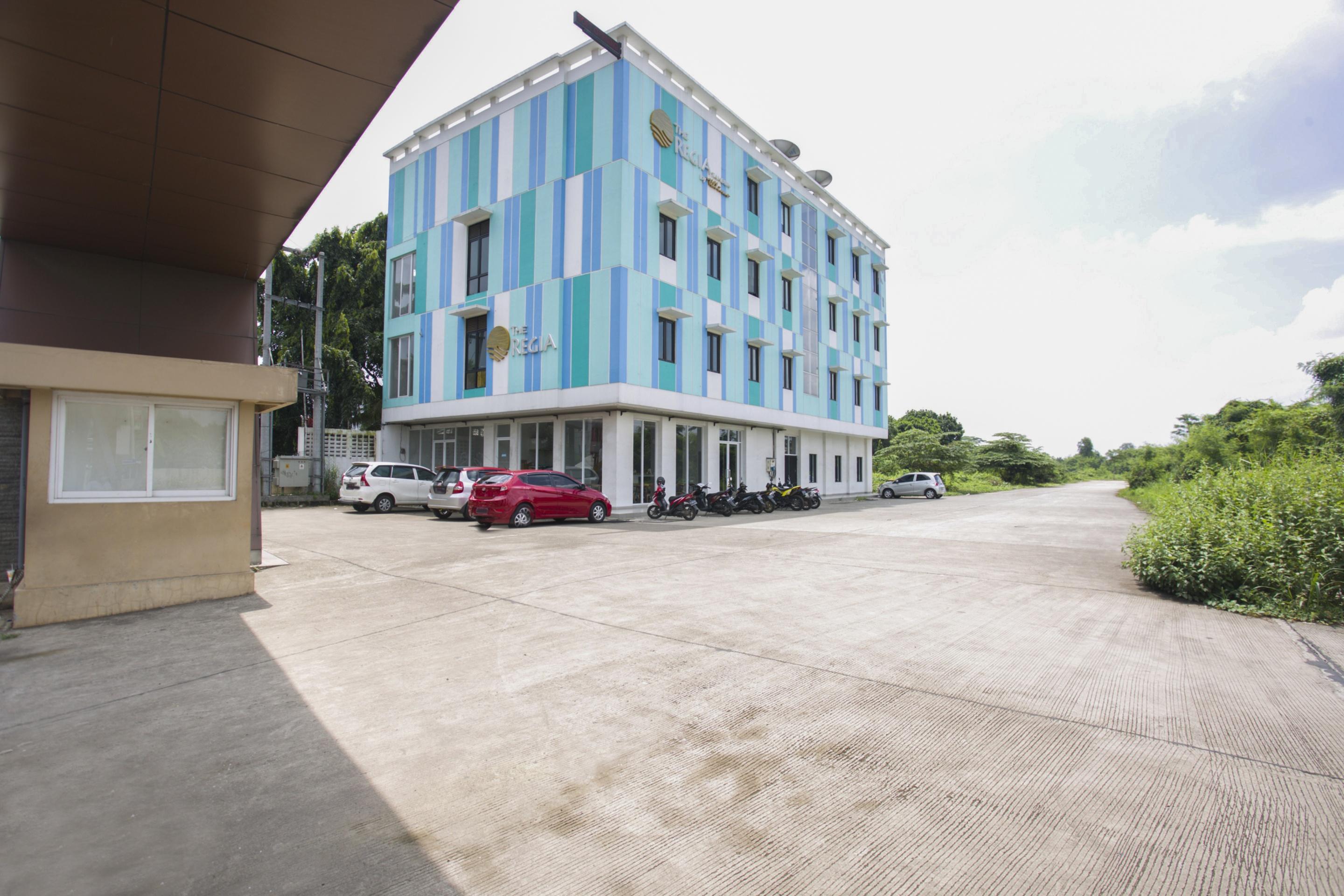 Collection O Bekasi Timur Near Gedung Juang Formerly Regia Tambun Esterno foto